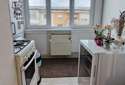 Apartament 2 camere, 56 mp, zona Hotvon - 3