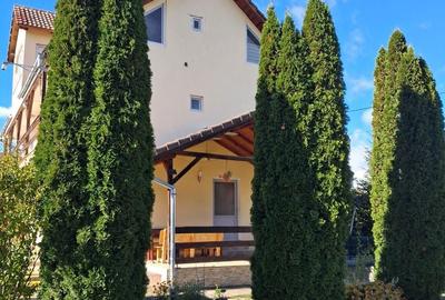 Casă cu Teren 1200 Mp în Viștea - 2