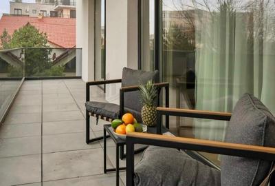 Apartament cu 3 camere semidecomandat, mobilat în Pipera - 13
