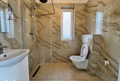 Casă cu 5 camere cu Teren 340 Mp în Remetea Mare - 14