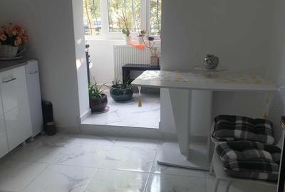De închiriat apartament Micro3 - 2