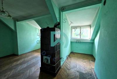 Apartament cu 4 camere decomandat în Brașovul Vechi - 4