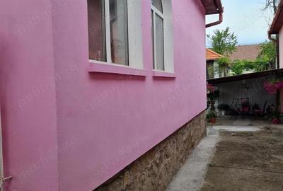 Casă cu 4 camere în Central - 8