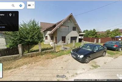 Casă cu 7 camere cu Teren 650 Mp în Lipănești - 2
