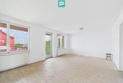 Casă cu 7 camere cu Teren 850 Mp în Mehala