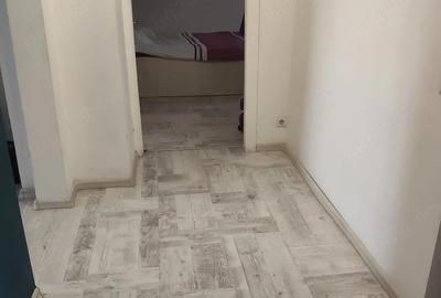 Apartament cu 3 camere decomandat în 1 Mai - 2
