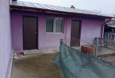 Casă cu 4 camere cu Teren 697 Mp în Central - 9