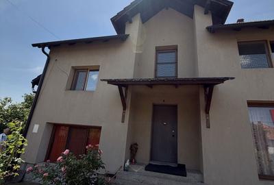 Casă cu 6 camere cu Teren 1000 Mp în Ghiroda - 3