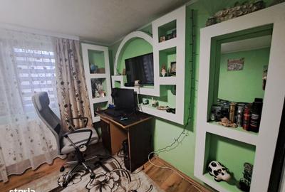Apartament cu 3 camere decomandat, mobilat în Tătărași - 12