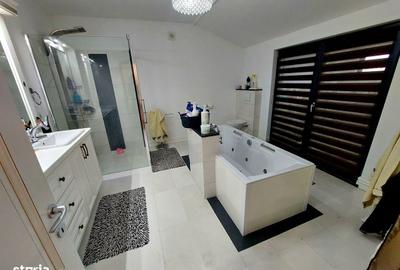 Casă cu 3 camere în Valea