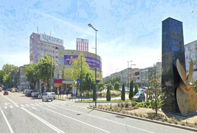 Spațiu comercial, de 800 mp, în Tomis III - 4