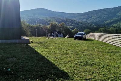 Casă cu Teren 420 Mp în Central