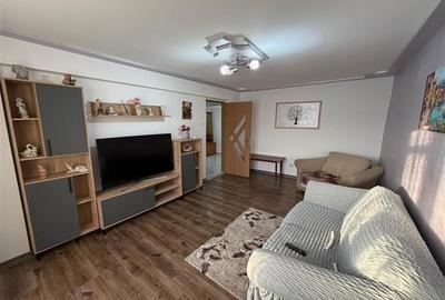 Apartament 3 camere  , zona Inspectorat Scolar, etaj 4 cu acoperis - 1