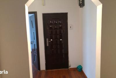 Apartament cu 3 camere decomandat în Dorobanți 1 - 3