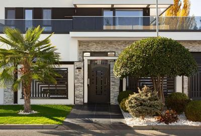 Vilă de lux stil mediteranian de vânzare zona Aradul Nou-Tabacovici - 1