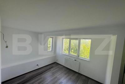 Apartament cu 4 camere decomandat în Burdujeni