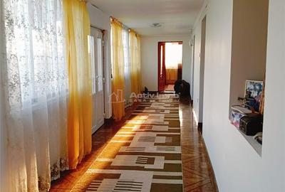 Casă cu 5 camere cu Teren 541 Mp în Felnac - 12