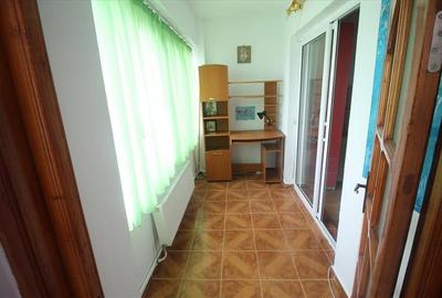 Ultracentral - parcul Trandafirilor - 3 camere - mobilate si utilate - 6