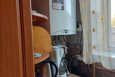 Unirii , Piata Cosbuc - 3