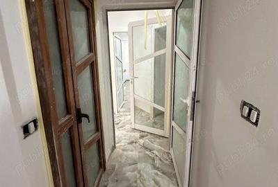 Apartament cu 3 camere decomandat în Central - 4