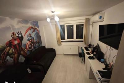 Apartament cu 3 camere decomandat, mobilat în Decebal - 8