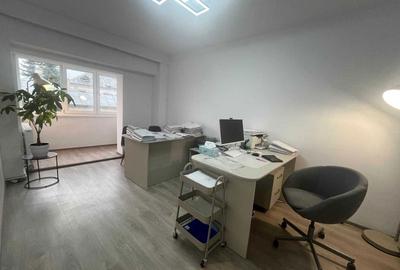 Spațiu comercial, de 50 mp, în Ultracentral - 2