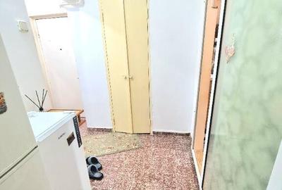 Apart. 1 camera str. Scolilor etaj 1 mobilat - 3