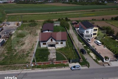 Casă cu 5 camere cu Teren 1204 Mp în Comișani - 4