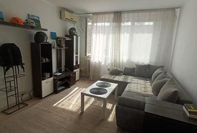 Apartament cu 3 camere decomandat în Valea Ialomiței - 1
