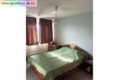 Apartament 3 camere de vanzare : Vest-(Lamaita) - 3