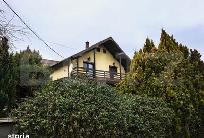 Casă cu 5 camere cu Teren 500 Mp în Bârnova