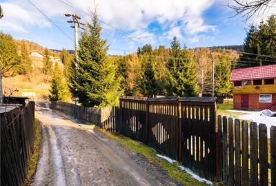 Pensiune cu 10 camere si 3700 mp teren, Arieseni - 2