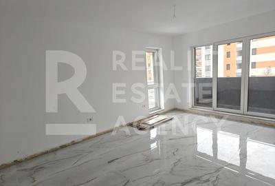 Apartament cu 3 camere decomandat în Tractorul - 1
