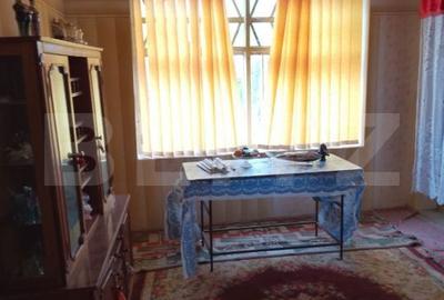 Casă cu 4 camere cu Teren 1276 Mp în 1 Mai - 7