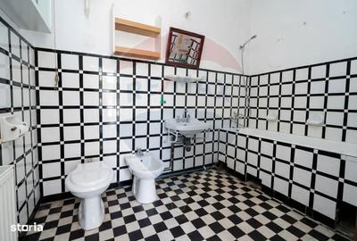 Casă cu 3 camere cu Teren 617 Mp în Central - 8