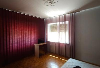 Casă individuală cu 3 camere cu Canalizare în Girocului - 9