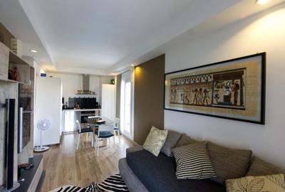 Apartament 2 camere de vanzare in Cosmopolis, mobilat, utilat  boxa inclusa - 2