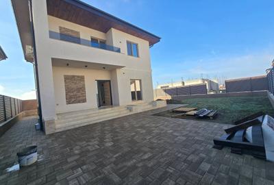 Vilă Individuală P+1 , 5 Camere Bulevardul Nordului - 30