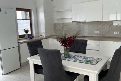 Apartament cu 3 camere în Central - 3