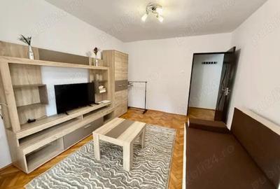 Apartament cu 2 camere decomandat în 7 Noiembrie - 8