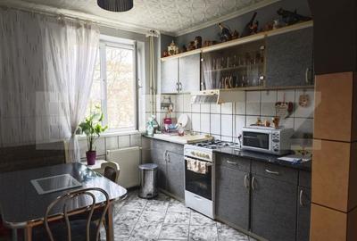 Apartament de vanzare, 2 camere, zona Rogerius, Str. Aluminei - 2