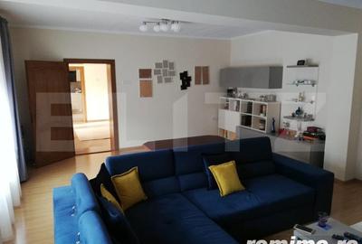Casă cu 8 camere cu Teren 1545 Mp în Central - 7