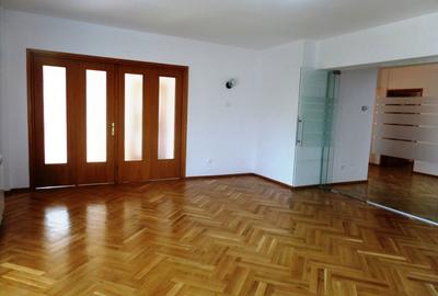 Bulevardul Primaverii, apartament 4 camere, 130 mp, ideal birouri, imobil P+4, - 4