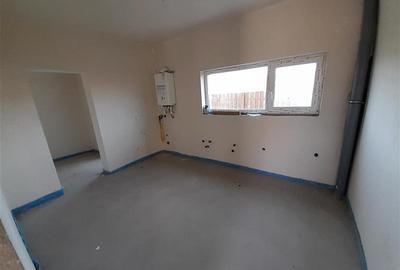 Duplex cu 4 camere cu Canalizare în Chinteni - 8