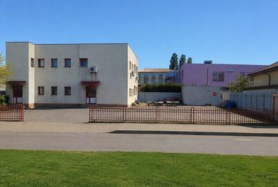 Spațiu comercial, de 350 mp, în Central - 2