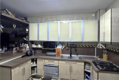 Casă cu 8 camere cu Teren 419 Mp în Corbeanca - 10