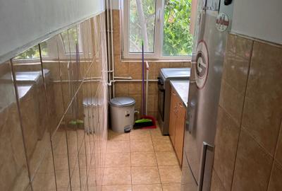 Apartament cu 3 camere semidecomandat în Dacia - 8