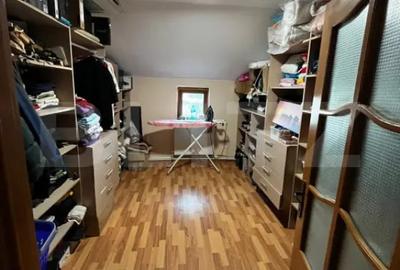 Casă cu 4 camere cu Teren 1500 Mp în Central - 3