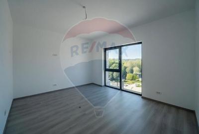 Casă cu 4 camere cu Teren 500 Mp în Vișani - 5