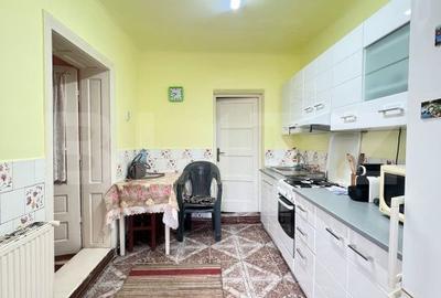 Casă cu 3 camere cu Teren 373 Mp în Central - 8